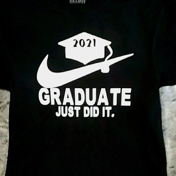 It Graduation Tee Senior | Poshmark